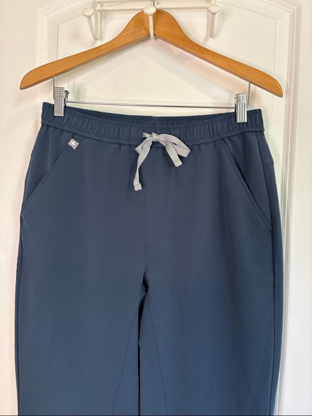 Figs Men's Tansen Jogger Scrub Pants in Dark Harbor Size M/T - Picture 2 of 8